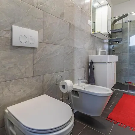 Amazing In Volme With Jacuzzi Ferienhaus