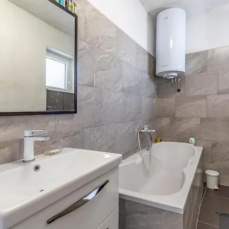 Amazing In Volme With Jacuzzi Ferienhaus